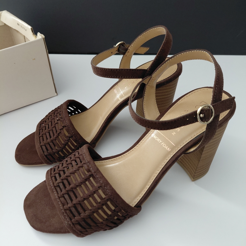 LC Lauren Conrad Kingbird